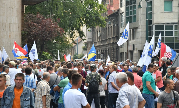 Braniteljski dodatak – Mizerija i poniženje za branitelje i BiH: 1,50 KM