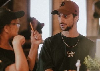 „New York, New York“, Mostarca, glumca Gorana Popovića: „U inat mraku, budite svjetlo i komedija u punini“