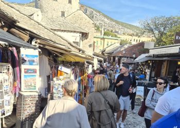 Za osam mjeseci BiH posjetilo više od 1,3 milijuna turista – najviše iz Hrvatske, Srbije i Turske