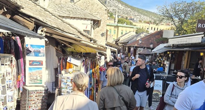 Za osam mjeseci BiH posjetilo više od 1,3 milijuna turista – najviše iz Hrvatske, Srbije i Turske