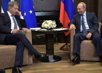 Bivši finski predsjednik poziva Europu da izravno razgovara s Putinom, kao što to čini i Trump