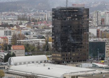 Rušenje Vjesnikovog nebodera: Gdje je odgovornost i “tko će to sve platit’”?