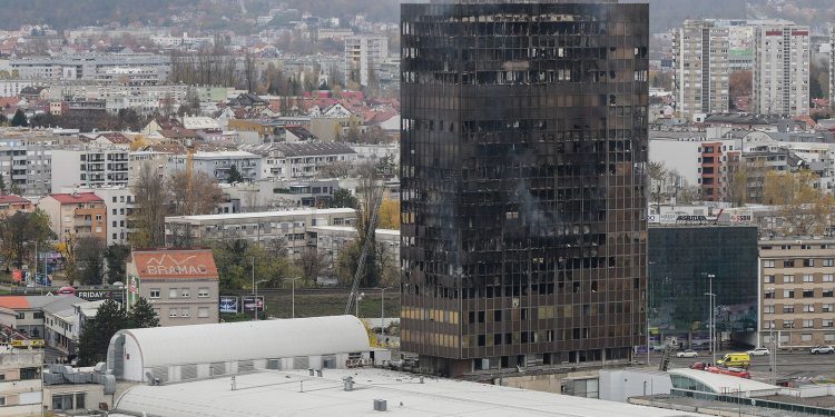Rušenje Vjesnikovog nebodera: Gdje je odgovornost i “tko će to sve platit’”?