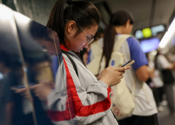 Reddit osporava australsku zabranu društvenih mreža za mlađe od 16 godina, tvrdi da zakon ograničava političku raspravu