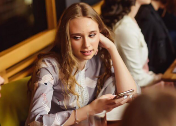 Novinar u Parizu susreo navodnu Putinovu kćer – Nije zanijekala oca na kojeg frapantno sliči