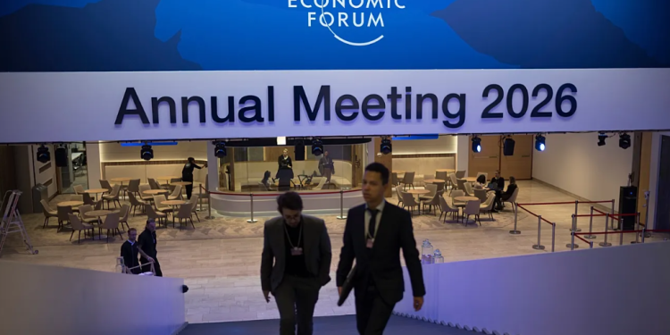 Korištenje privatnih aviona za Davos naglo poraslo u posljednje tri godine. Je li vrijeme za porez za ultrabogate?