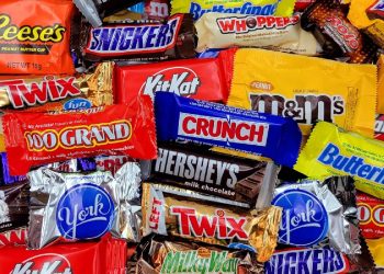 Velika Britanija zabranila reklamiranje čokolade, sladoleda i slatkiša