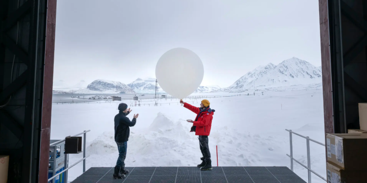 Natezanje konopa na vrhu svijeta