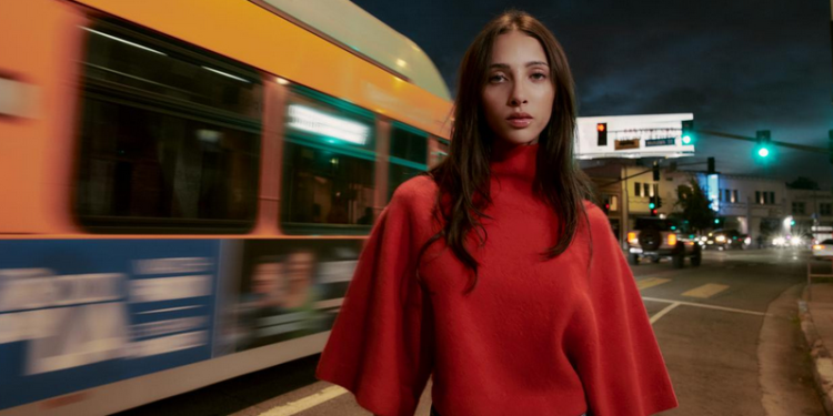 Zara predstavila najveći digitalni iskorak u high street modi: Virtualno isprobavanje odjeće pomoću AI-ja