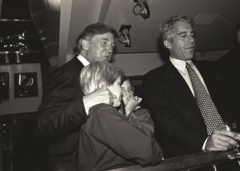 EPSTEIN Tri desetljeća šutnje i srama: Tko je od 1996. godine svjesno ignorirao silovanja maloljetnica?