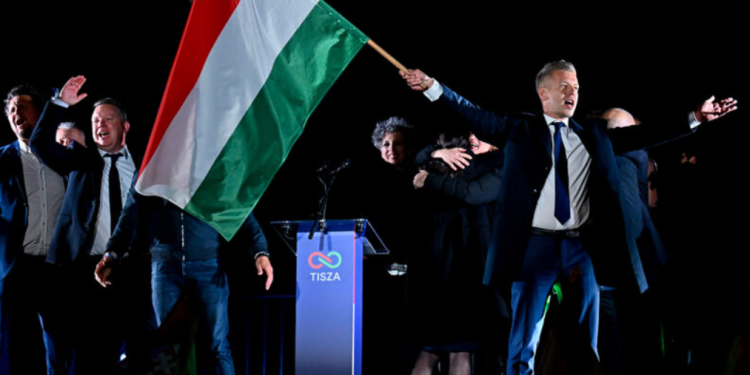 Mađarska slavi pobjedu oporbe Petera Magyara, Orban je prošlost