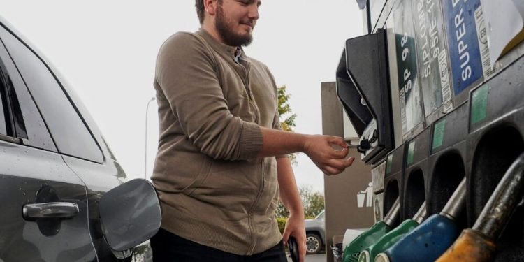 Kako lopovi kradu podatke s kartica na benzinskim pumpama i kako se zaštititi