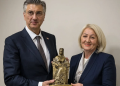 Modni portret – Pogled ispod loših obrva Borjane Krišto